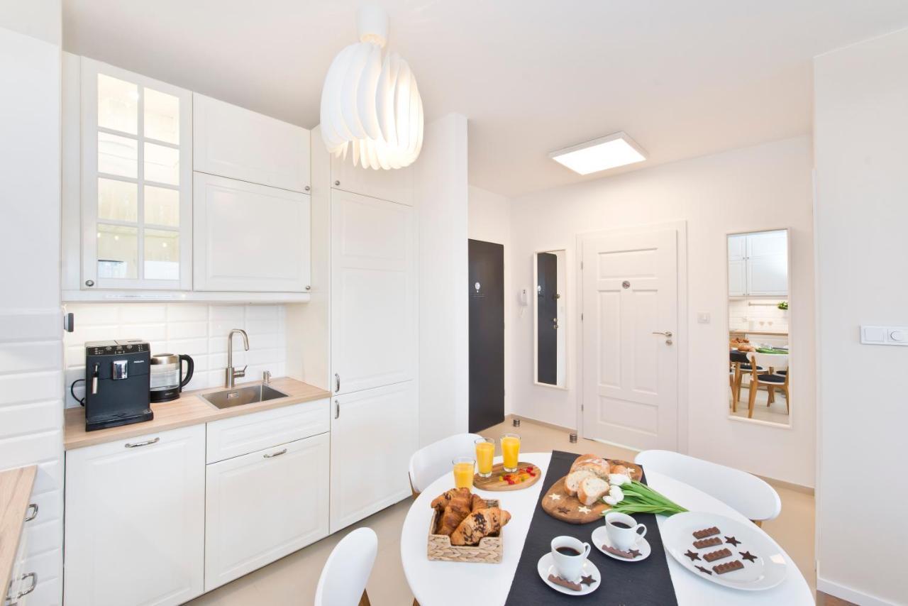 Love In Gdansk Aon Apartments Bagian luar foto